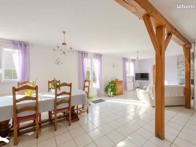 Maison vente à Fontainebleau, Mondreville