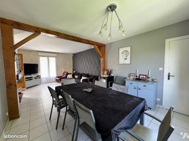 Maison vente à Alençon, Cerisé