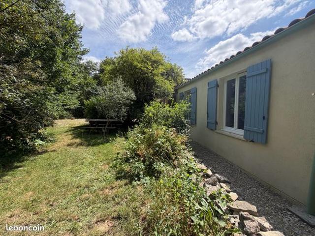 Maison vente à Niort, Ensigné