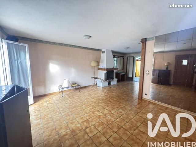 Maison vente à Évry, Varennes-jarcy