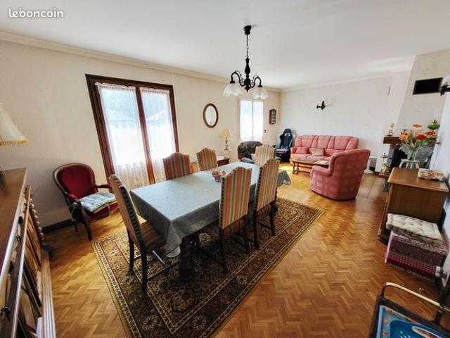 Maison vente à Gourdon, Ussel