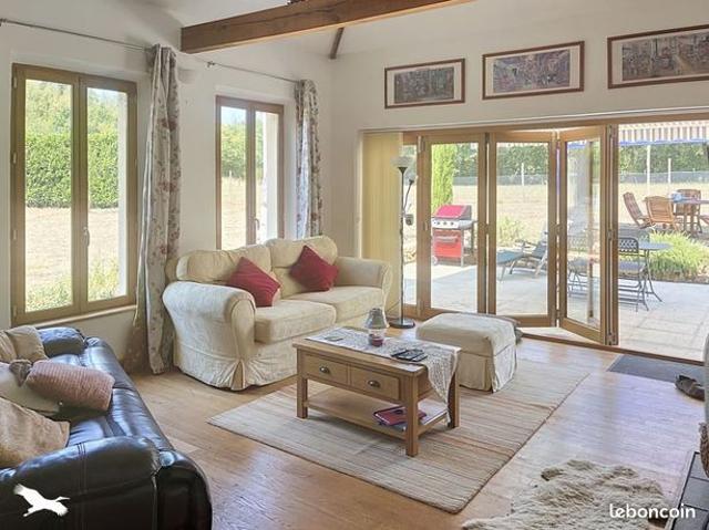 Maison vente à Rochechouart, Marval