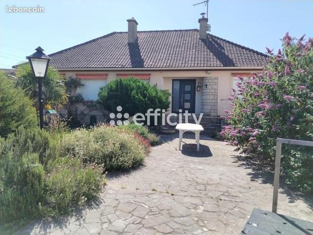 Maison vente à Versailles, Plaisir