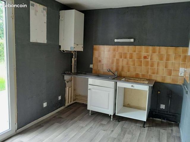 Maison vente à Charleville-Mézières, Vivier-au-court