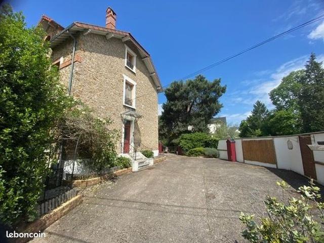 Maison vente à Palaiseau, Sainte-geneviève-des-bois