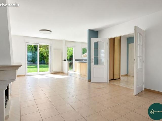 Maison vente à Jonzac, Bois