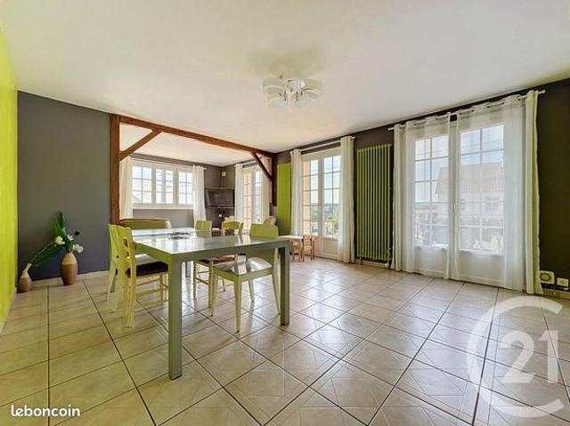Maison vente à Laon, Camelin