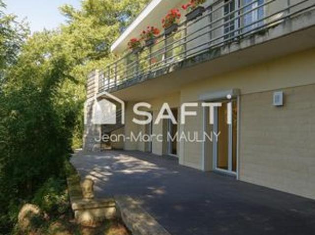 Maison vente à La Ferté-alais, Martinique