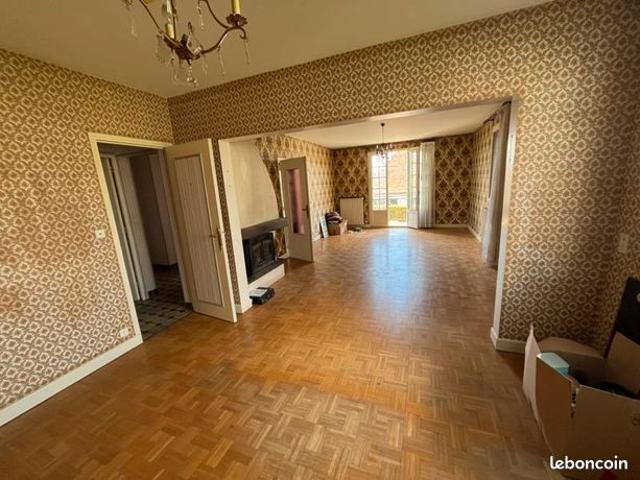 Maison vente à Saint-Amand-Montrond, Lignières