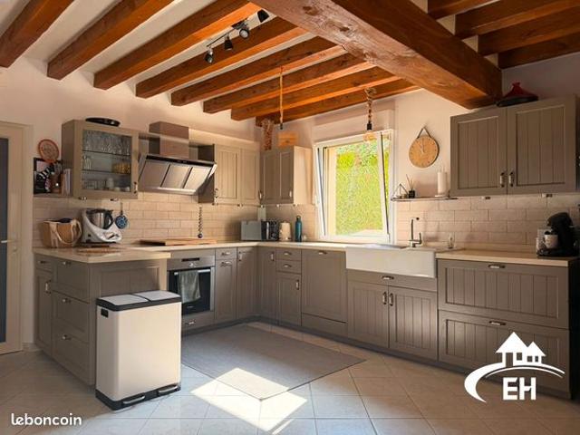 Maison vente à L'Aigle, Orne