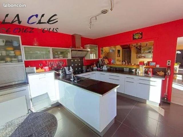 Maison vente à Coulonges-sur-l'Autize, Deux-Sèvres