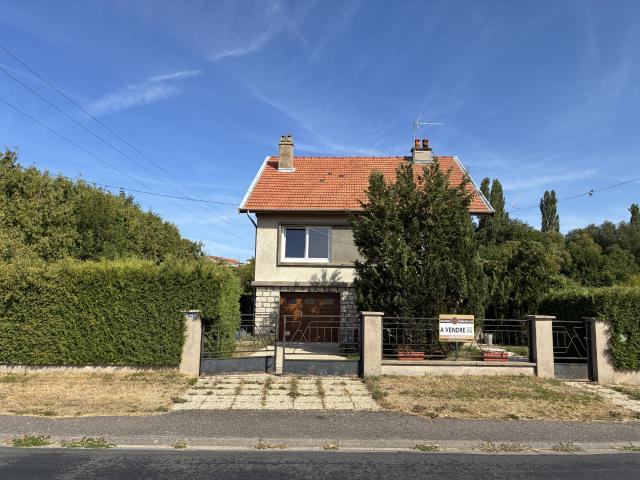 Maison vente à Lacroix-sur-Meuse, Meuse