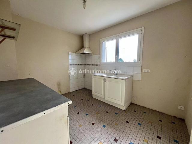 Maison vente à Saint-Jean-d'Angély, Les Nouillers