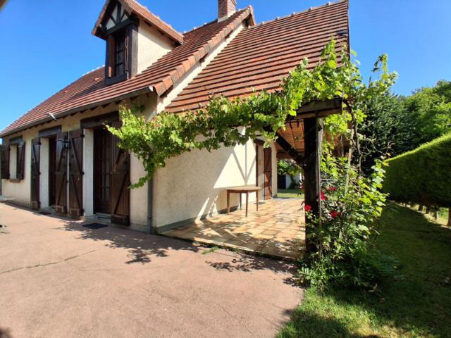 Maison vente à Montargis, Nevoy