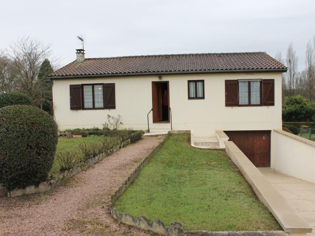 Maison vente à Nontron, Mialet