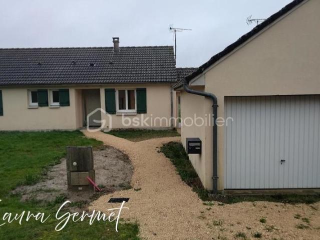 Maison vente à Issoudun, Anjouin