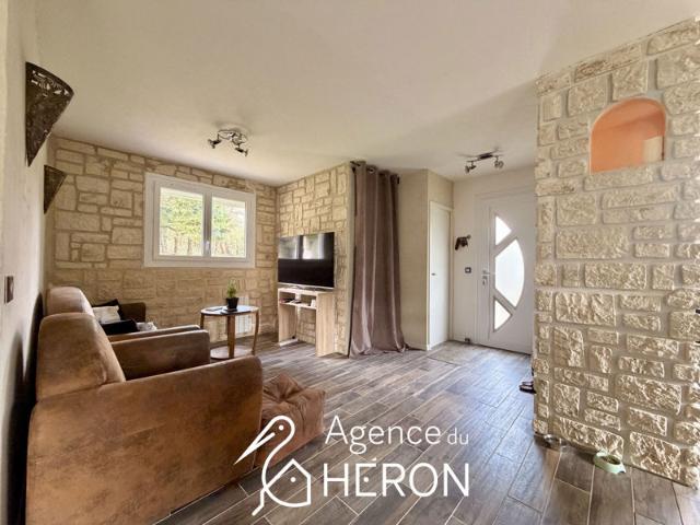 Maison vente à Fontainebleau, Poligny