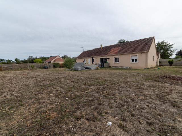 Maison vente à Issoudun, Sainte-lizaigne