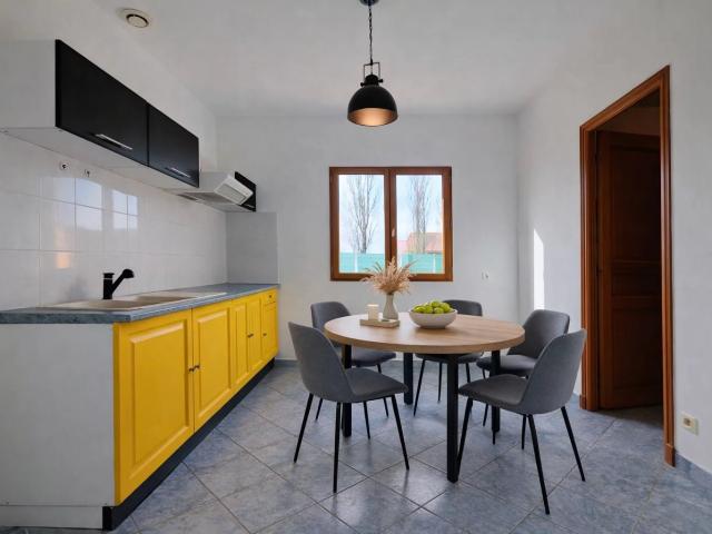Maison vente à Les Cours, Monétay-sur-Allier