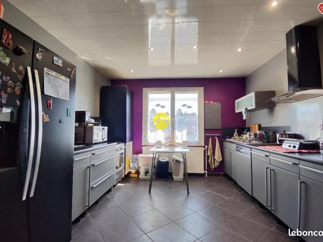Maison vente à Saint-Amand-Montrond, Le Chautay