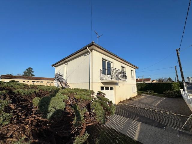 Maison location à Montmorillon