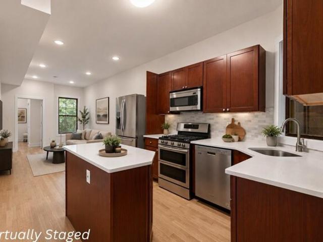 Condo for sale in Hudson, New Jersey