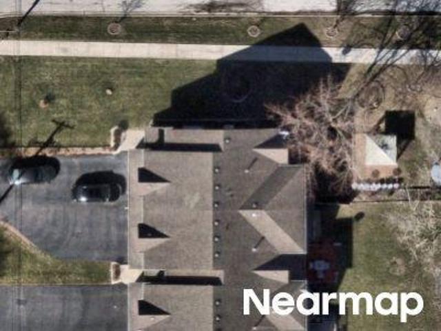 Townhouse for sale in Lansing, Illinois