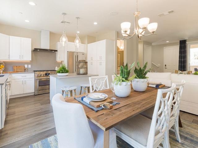 Apartment for rent in Calabasas, California