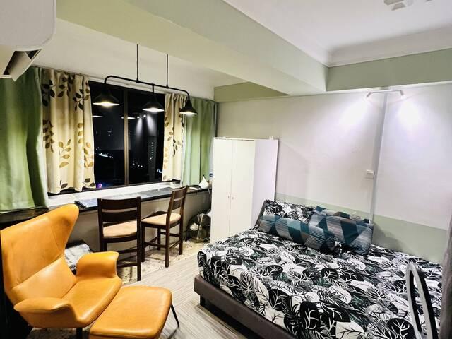 Room for rent in Katong