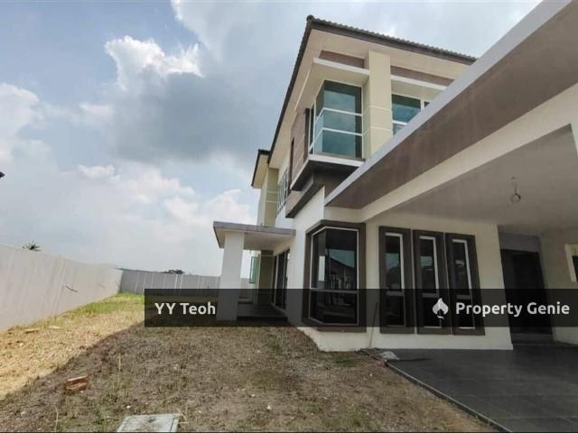 Residential House for sale in Malaka