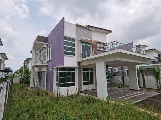 Bungalow for sale in Paya Rumput