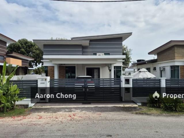 Residential House for sale in Malaka