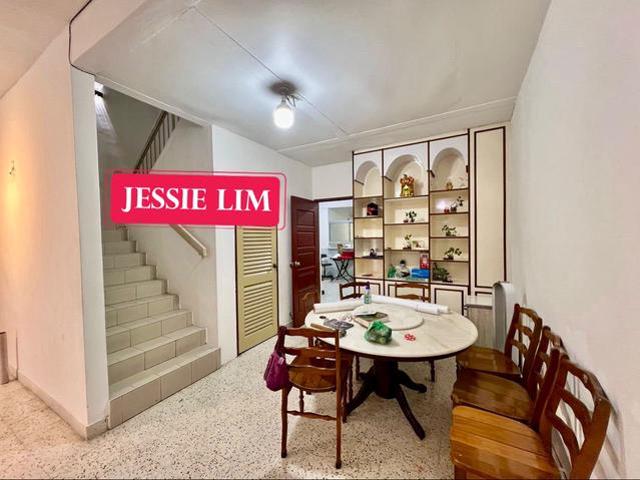Terraced House for rent in Mukim 13, Georgetown
