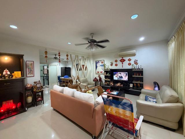 Terraced House for sale in Mukim 13, Georgetown