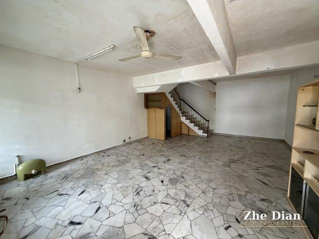 Terraced House for rent in Mukim 13, Georgetown
