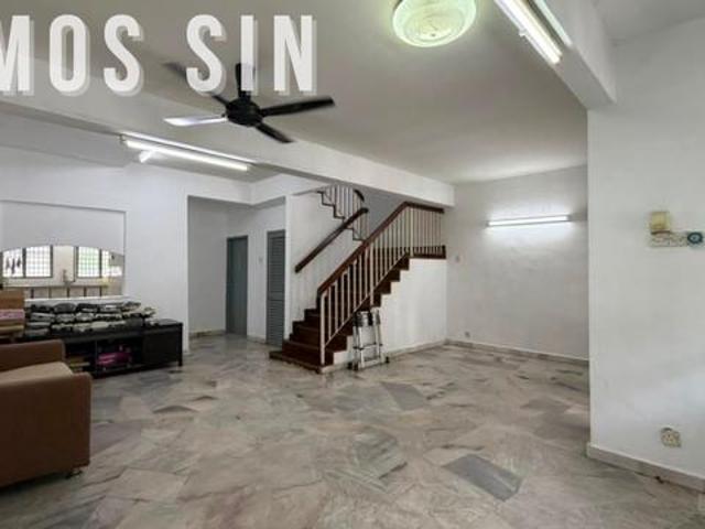 Terraced House for sale in Mukim 13, Georgetown