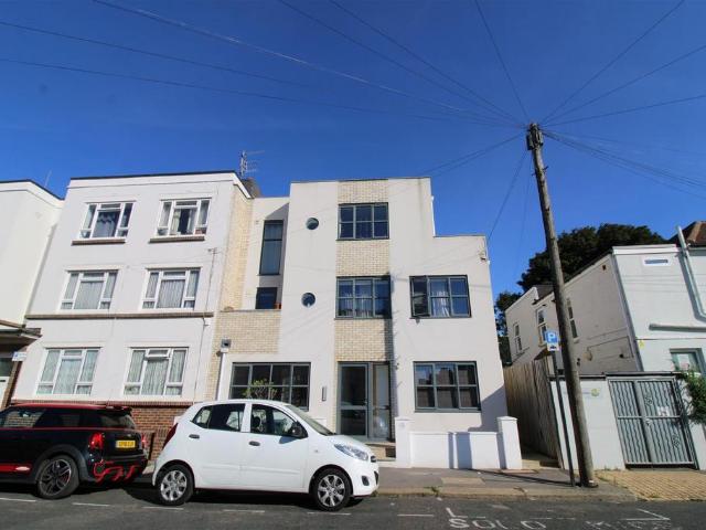Apartment for rent in Portslade by Sea, Hove