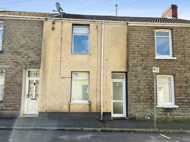 Apartment for rent in Cimla, Neath