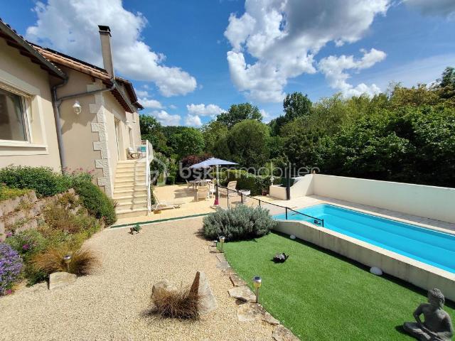 Château vente à Montmorillon, Couhé