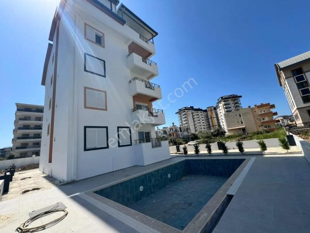 Pazarcı Mahallesi, Gazipaşa içerisinde satılık mülk