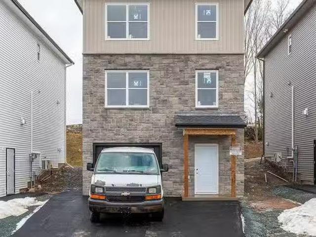 House for sale in Dartmouth, Nova Scotia
