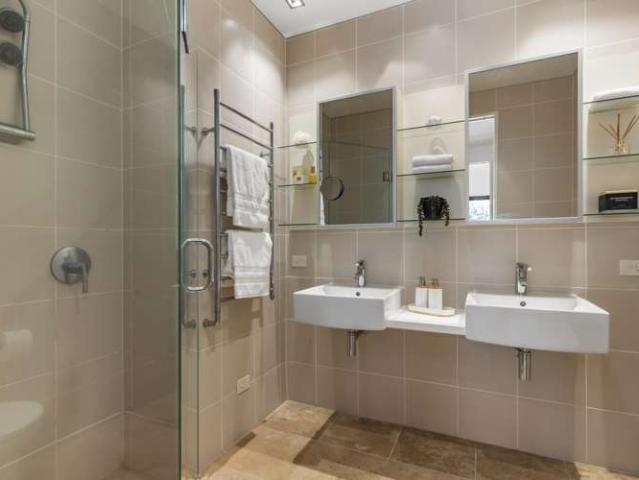Apartment for sale in Takapuna