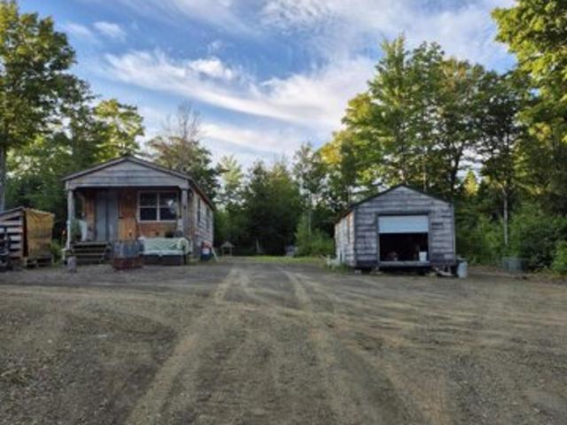 House for sale in Maine