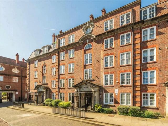 Apartment for rent in Hammersmith, Greater London