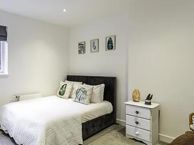 House for rent in Camberwell, Greater London