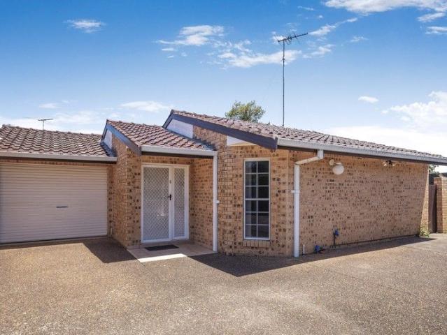 Villa for sale in Sydney, New South Wales