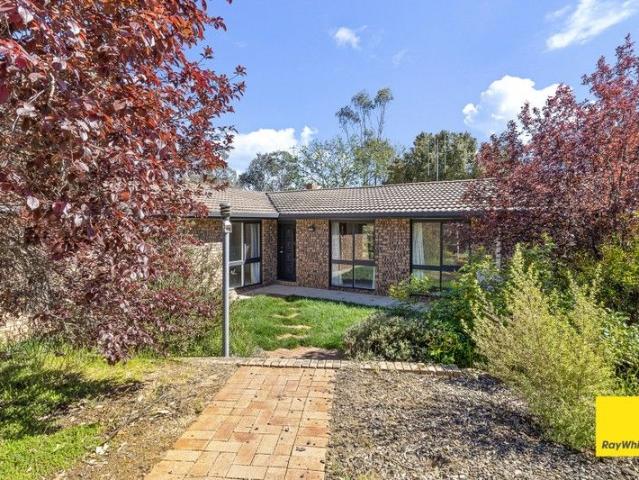 Cottage for sale in Bywong, New South Wales