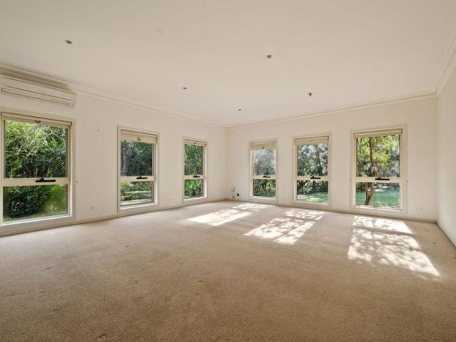 House for rent in Wandiligong