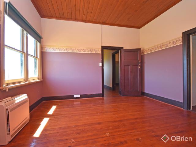 House for sale in Mount Taylor, Victoria