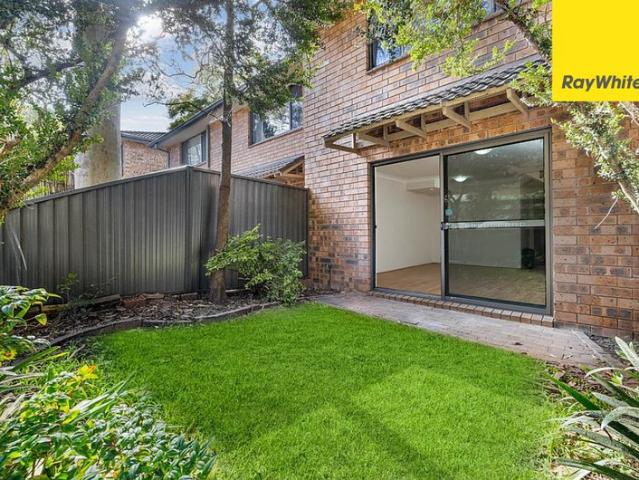 Townhouse for rent in Sydney, New South Wales
